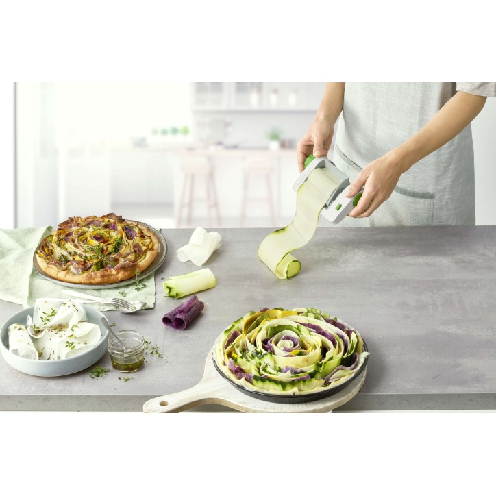 BETTY BOSSI: LAMINADOR CONTINUO DE VERDURAS VEGGIE SHEET SLICER Ref.155024.01