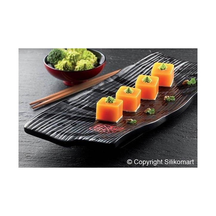 SILIKOMART: MOLDE SILICONA SUSHI MAKI 15 CAV. Ø35X35H.25mm. (26ml. Cavidad) Ref.36175870065