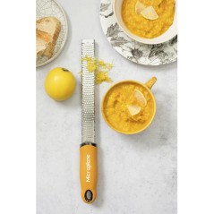 MICROPLANE: CLASSIC RALLADOR ZESTER PROFESIONAL AMARILLO OCRE Ref.M46623