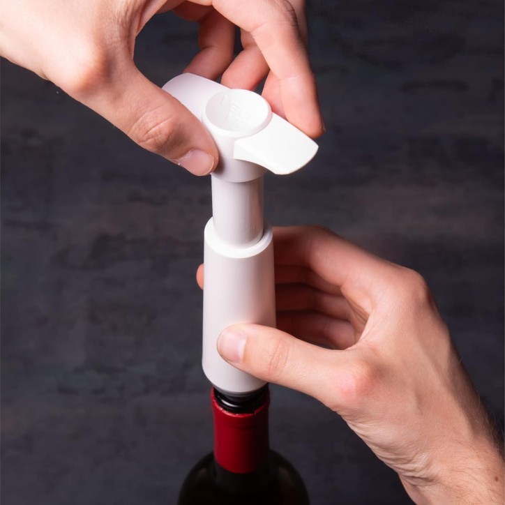 VACUVIN: BOMBA VACIO BLANCA   2 TAPONES Ref.0981260