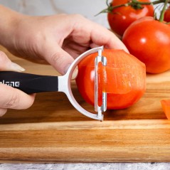 MICROPLANE: PELADOR - Y - PROFESIONAL CUCHILLA DENTADA 16 4X7 5X2 5cm Ref.48082E