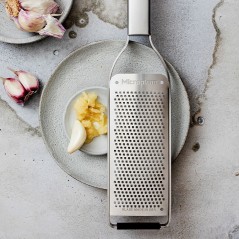 MICROPLANE: PROFESIONAL RALLADOR FINO Ref.M59004E
