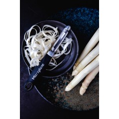 MICROPLANE: PELADOR PROFESIONAL NEGRO CUCHILLA LISA 18.5X3cm. Ref.48091E