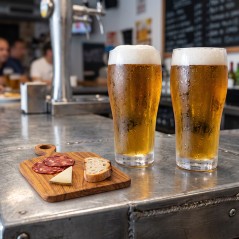 RAIZ DE TEKA: TABLA DE APERITIVOS CON COLGADOR 18X12cm. - ARTESANA - HECHA A MANO -  Ref.TK300